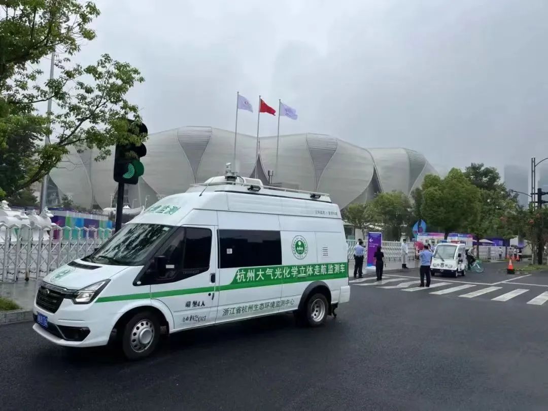 JDB电子大气走航服务监测车1.jpg